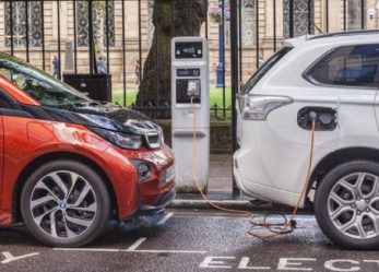 Leading Automakers Plans On Going Electric!